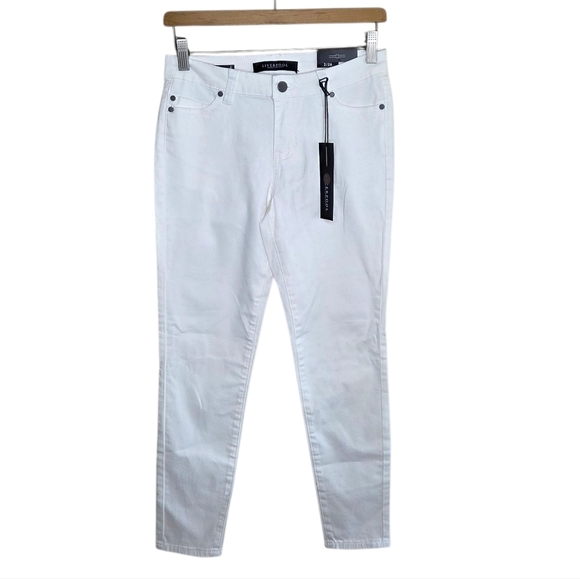NWT Liverpool | White Penny Ankle Skinny Jeans Size 26/2 - Picture 1 of 5